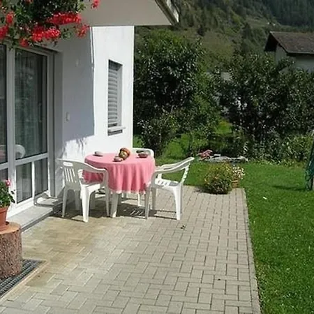 Apartmán Schoene, Sonnige 25-zimmer Parterre-ferienwohnung *